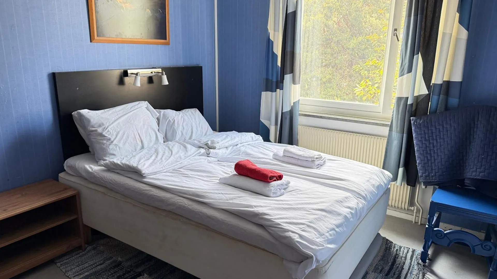 West Apartment In Stockholm With Balcony